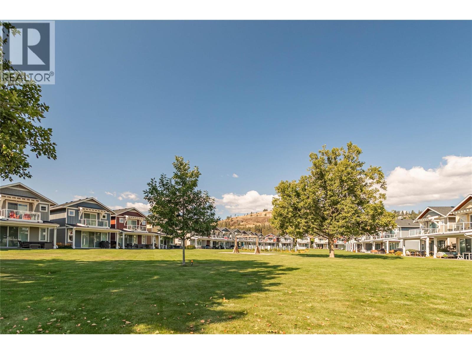 3750 West Bay Road Unit# 9, West Kelowna, BC - Outdoor