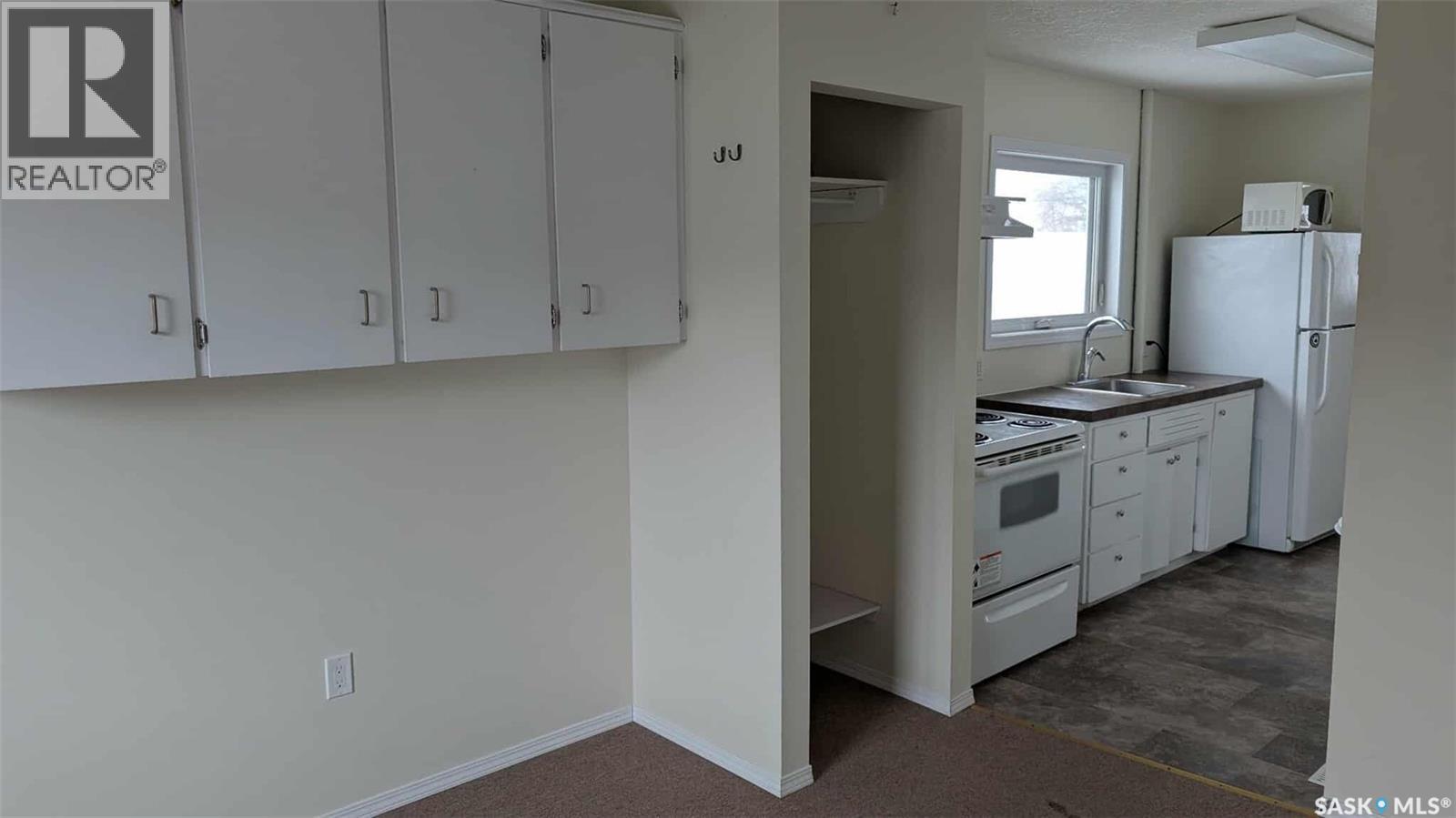 623 Main Street, Moosomin, SK