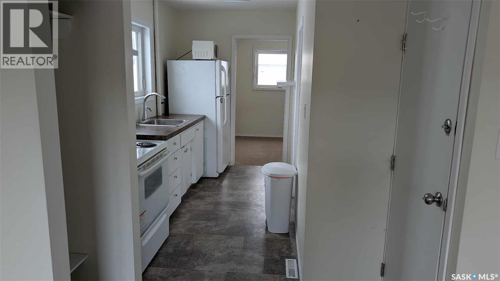 623 Main Street, Moosomin, SK