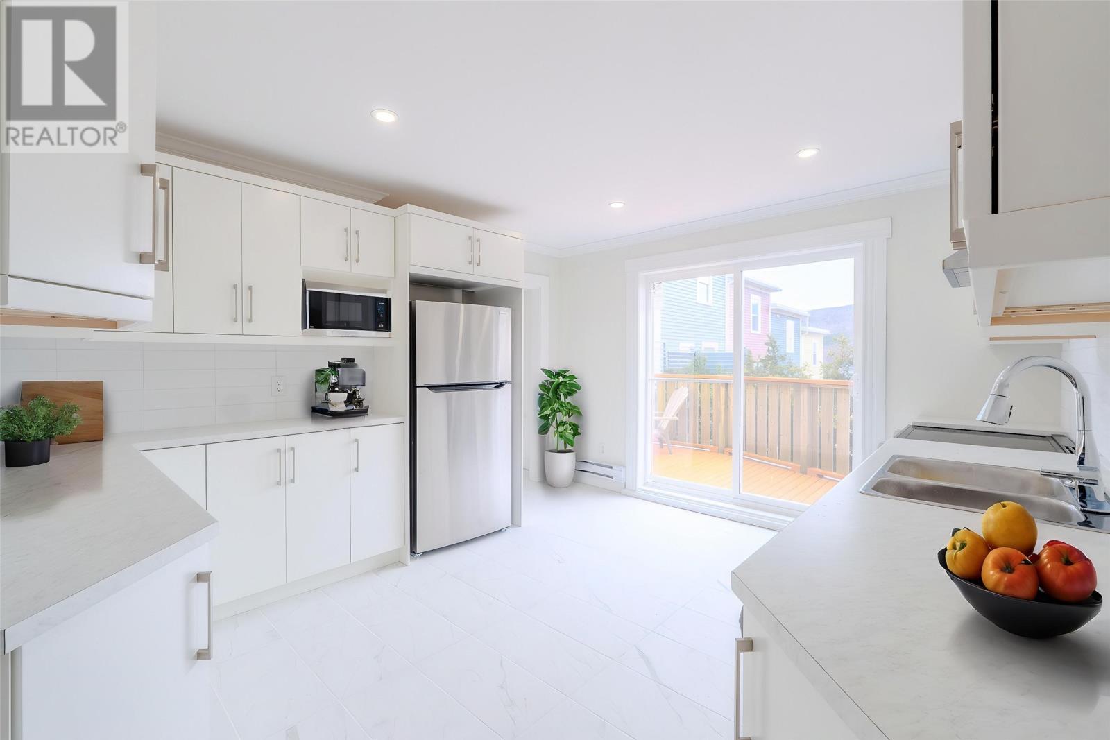 153 Gower Street, St. John'S, NL - Indoor Photo Showing Kitchen