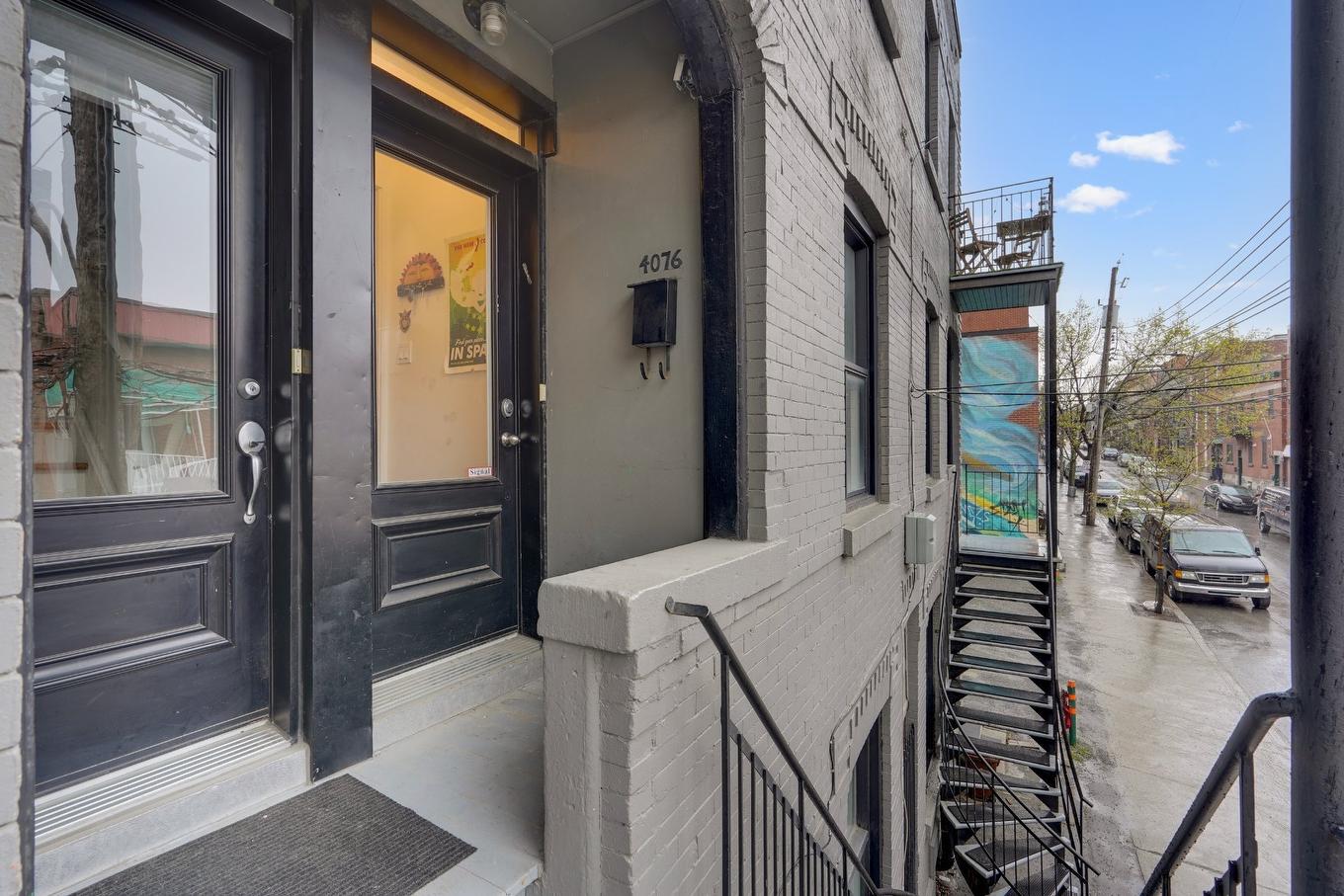 Exterior entrance - 4076 Av. Coloniale, Montréal (Le Plateau-Mont-Royal), QC - Outdoor
