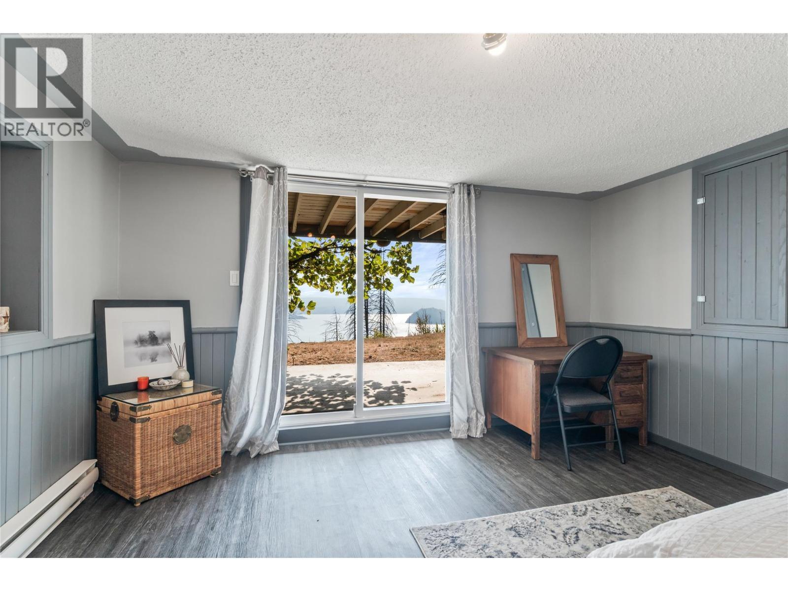 4878 Leopold Road, Celista, BC - Indoor