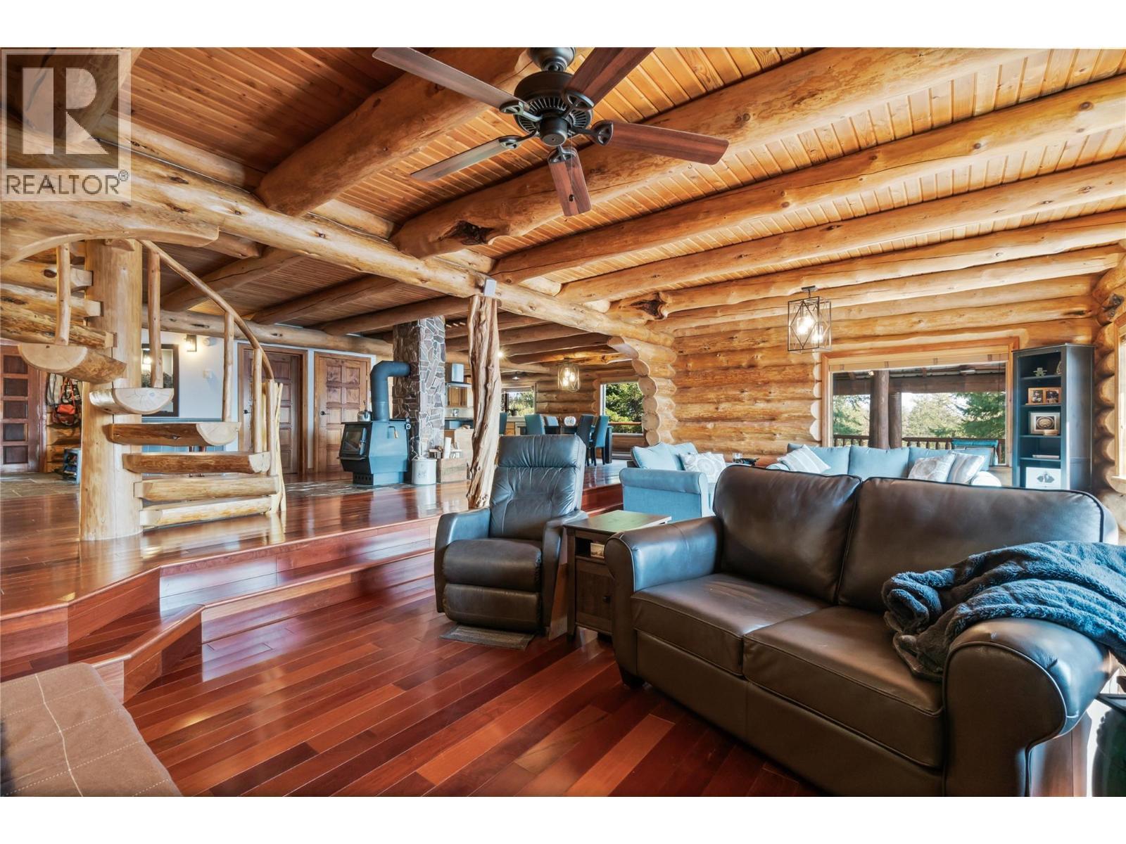 4878 Leopold Road, Celista, BC - Indoor