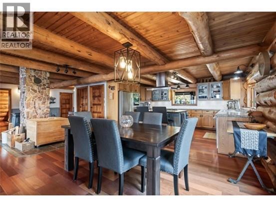 4878 Leopold Road, Celista, BC - Indoor Photo Showing Dining Room