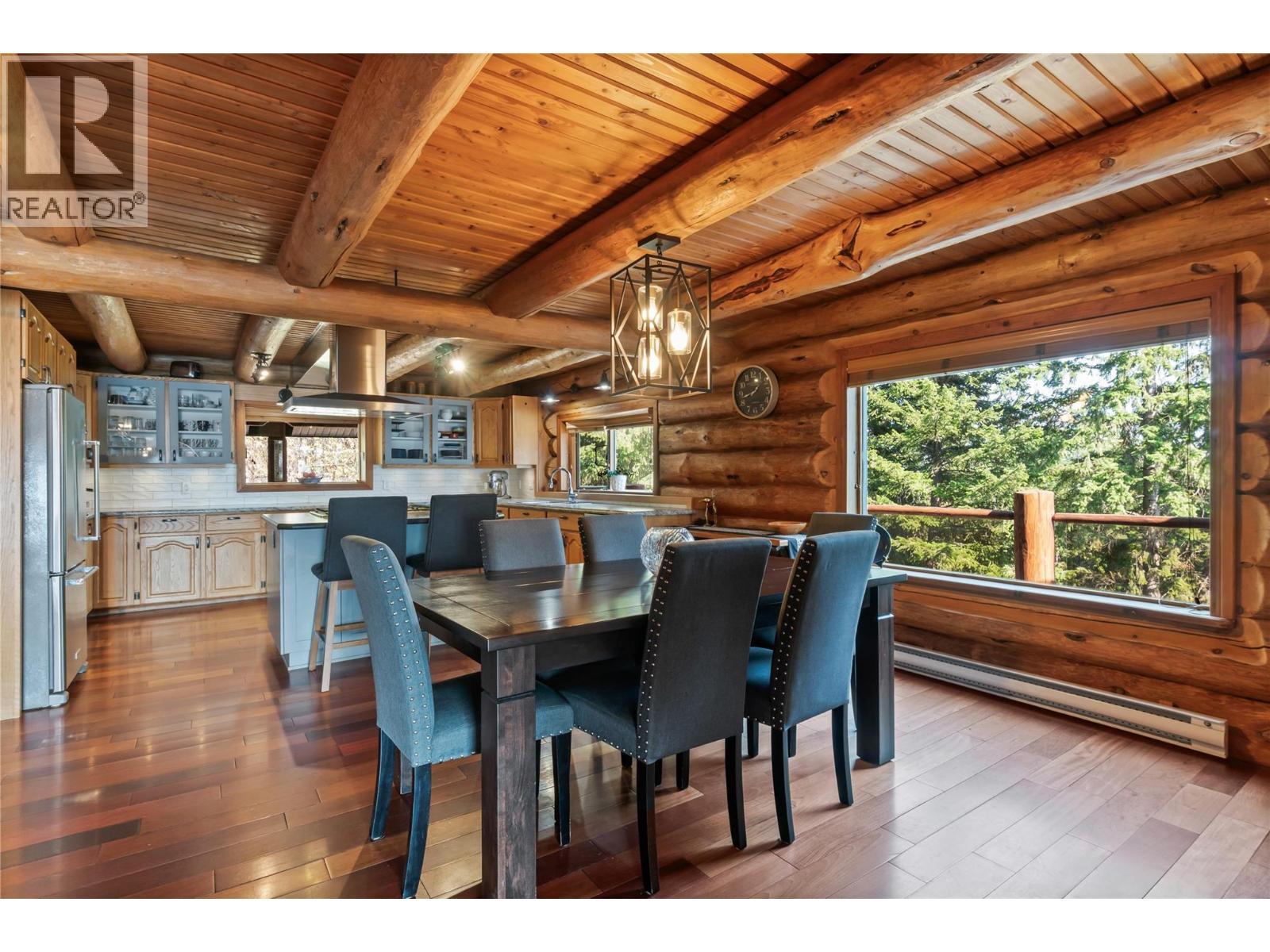 4878 Leopold Road, Celista, BC - Indoor Photo Showing Dining Room