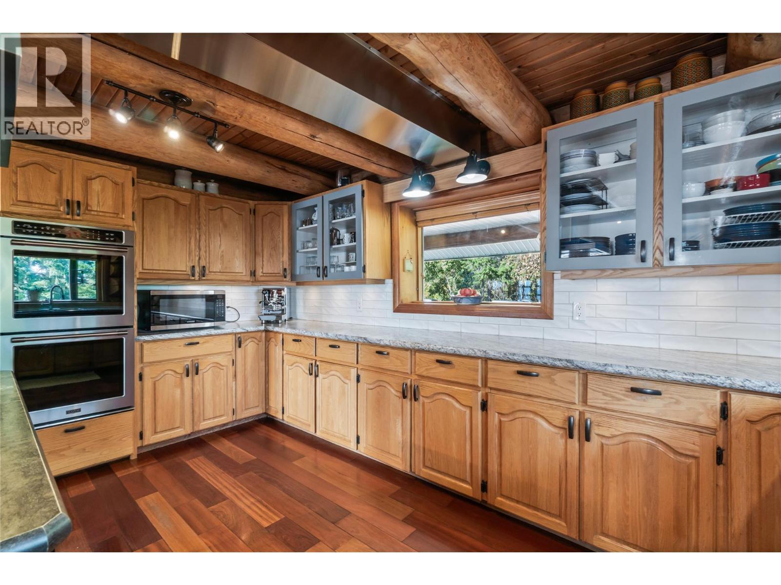 4878 Leopold Road, Celista, BC - Indoor Photo Showing Kitchen