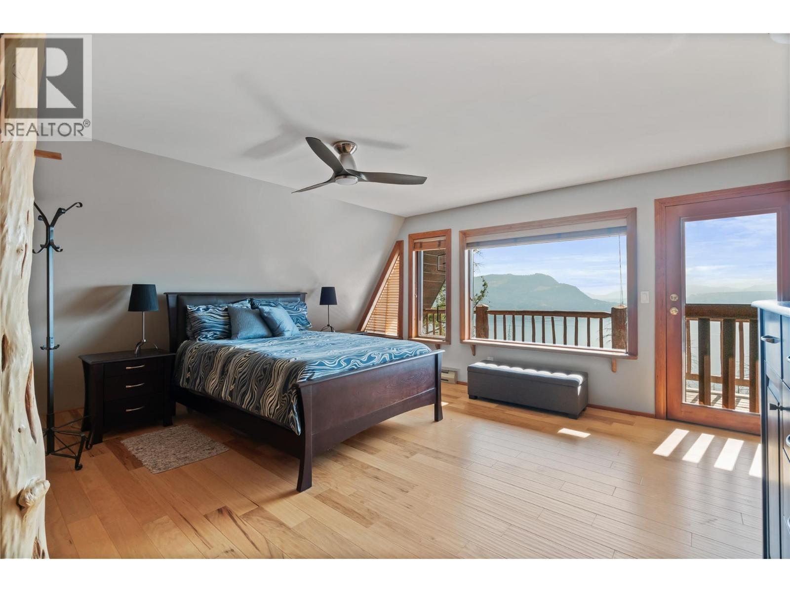 4878 Leopold Road, Celista, BC - Indoor Photo Showing Bedroom