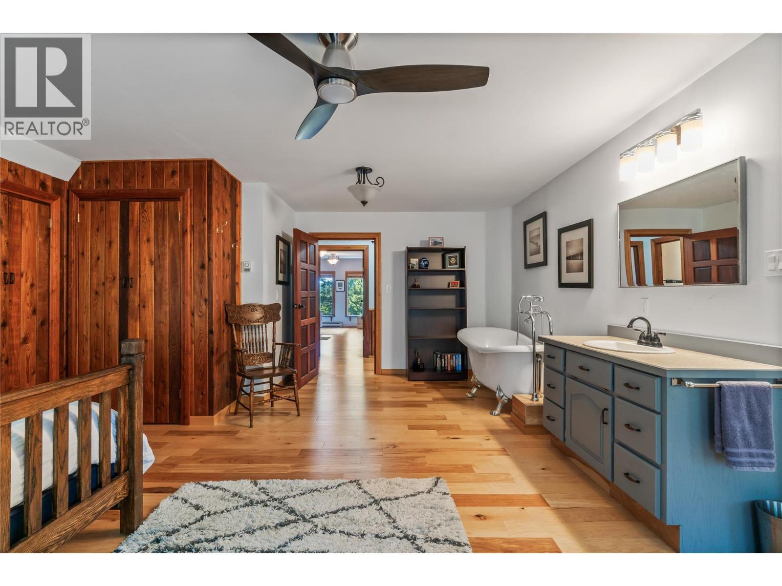 4878 Leopold Road, Celista, BC - Indoor