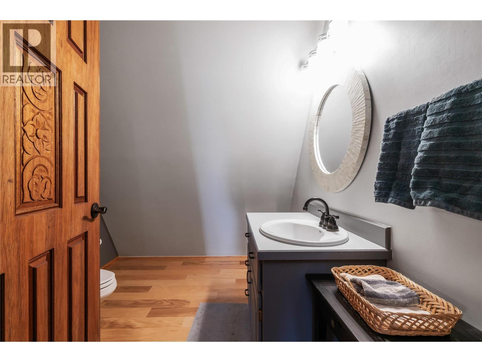 4878 Leopold Road, Celista, BC - Indoor Photo Showing Bathroom