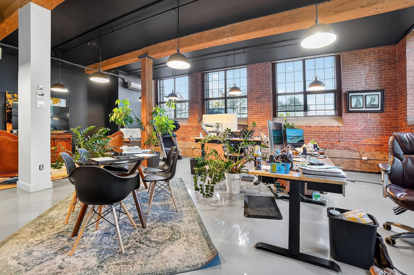 Commerce - 104-201 Rue St-Louis, Saint-Marcel-De-Richelieu, QC - Indoor