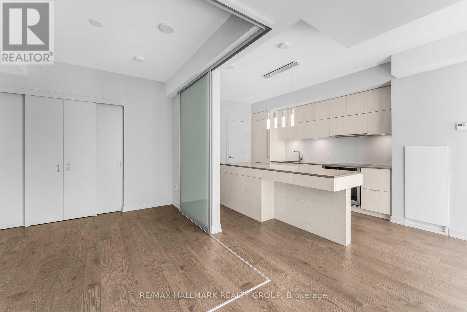 1501 - 101 Queen Street, Ottawa, ON - Indoor Photo Showing Kitchen