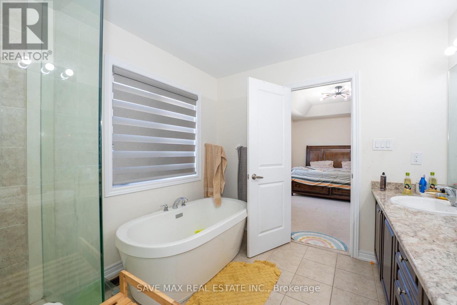 66 Geranium Crescent, Brampton, ON - Indoor Photo Showing Bathroom