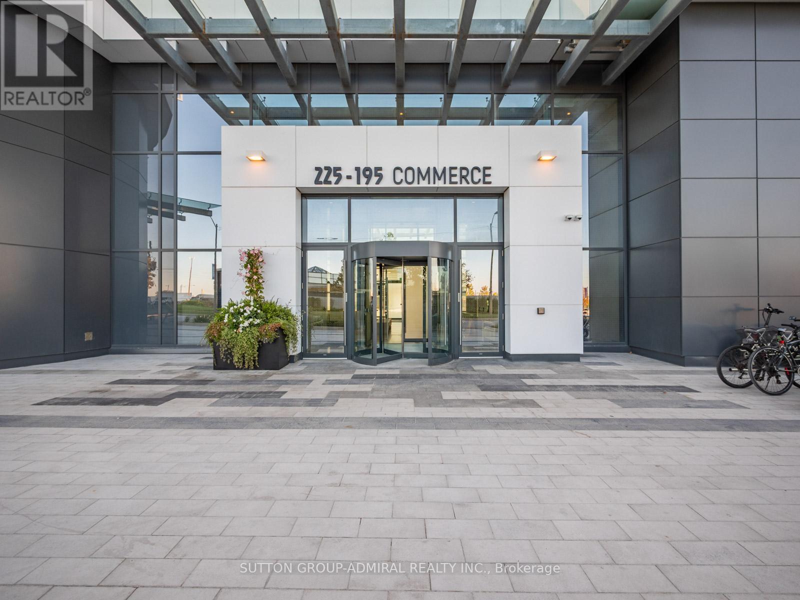 2110 - 195 Commerce Street, Vaughan, ON - Outdoor