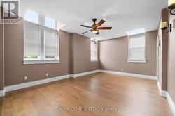 Granny Suite/Rental - living room -