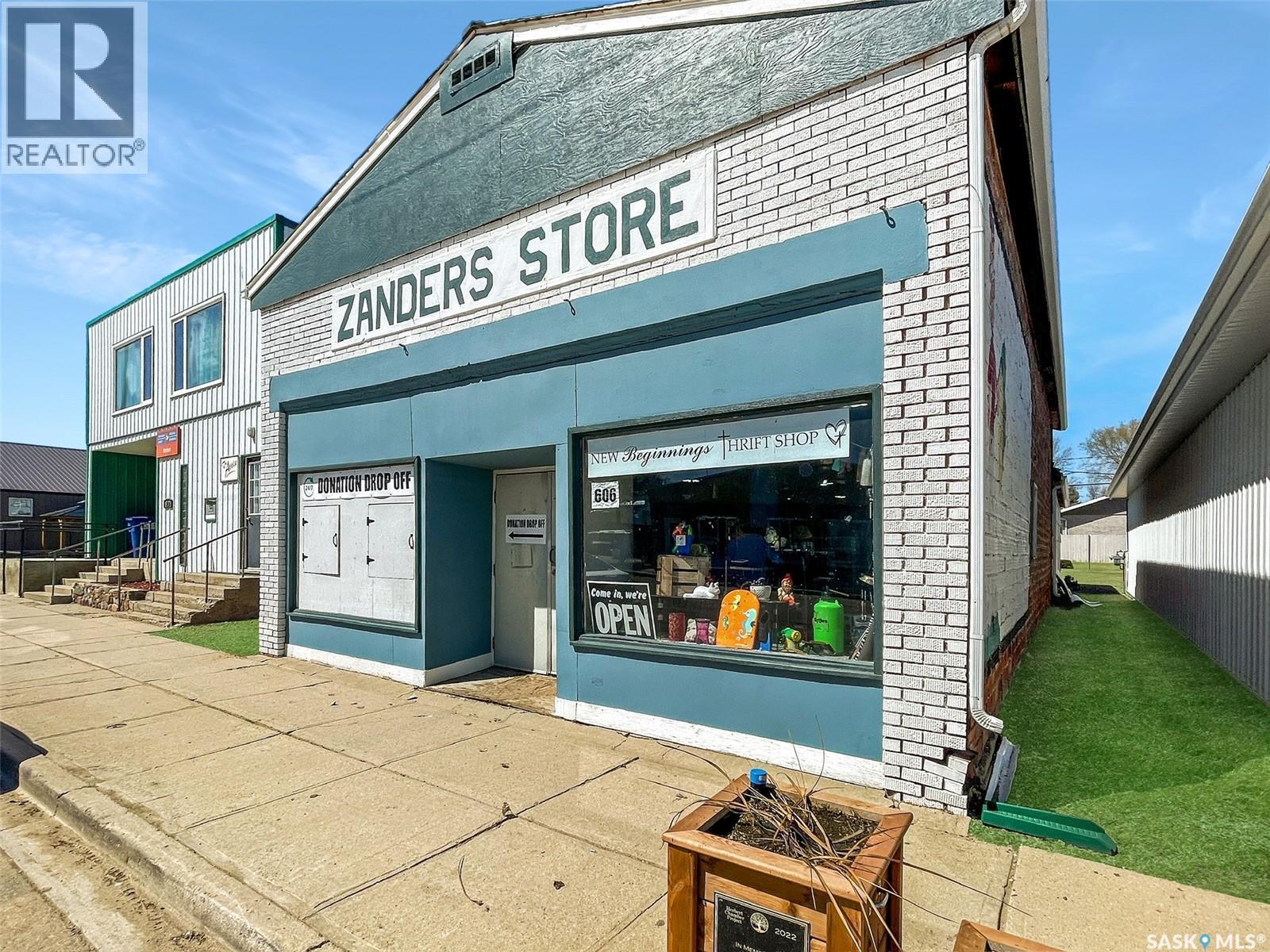 606 Herbert Avenue, Herbert, SK