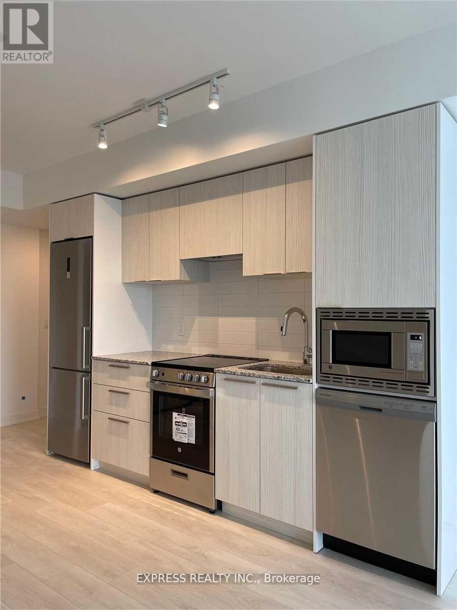 2007 - 501 Yonge Street, Toronto, ON - Indoor Photo Showing Kitchen With Stainless Steel Kitchen