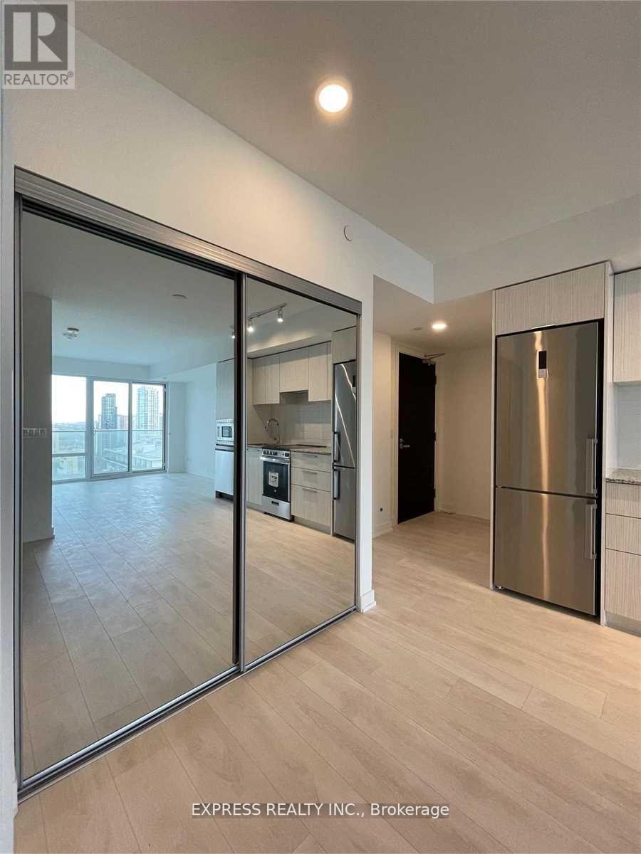 2007 - 501 Yonge Street, Toronto, ON - Indoor Photo Showing Other Room