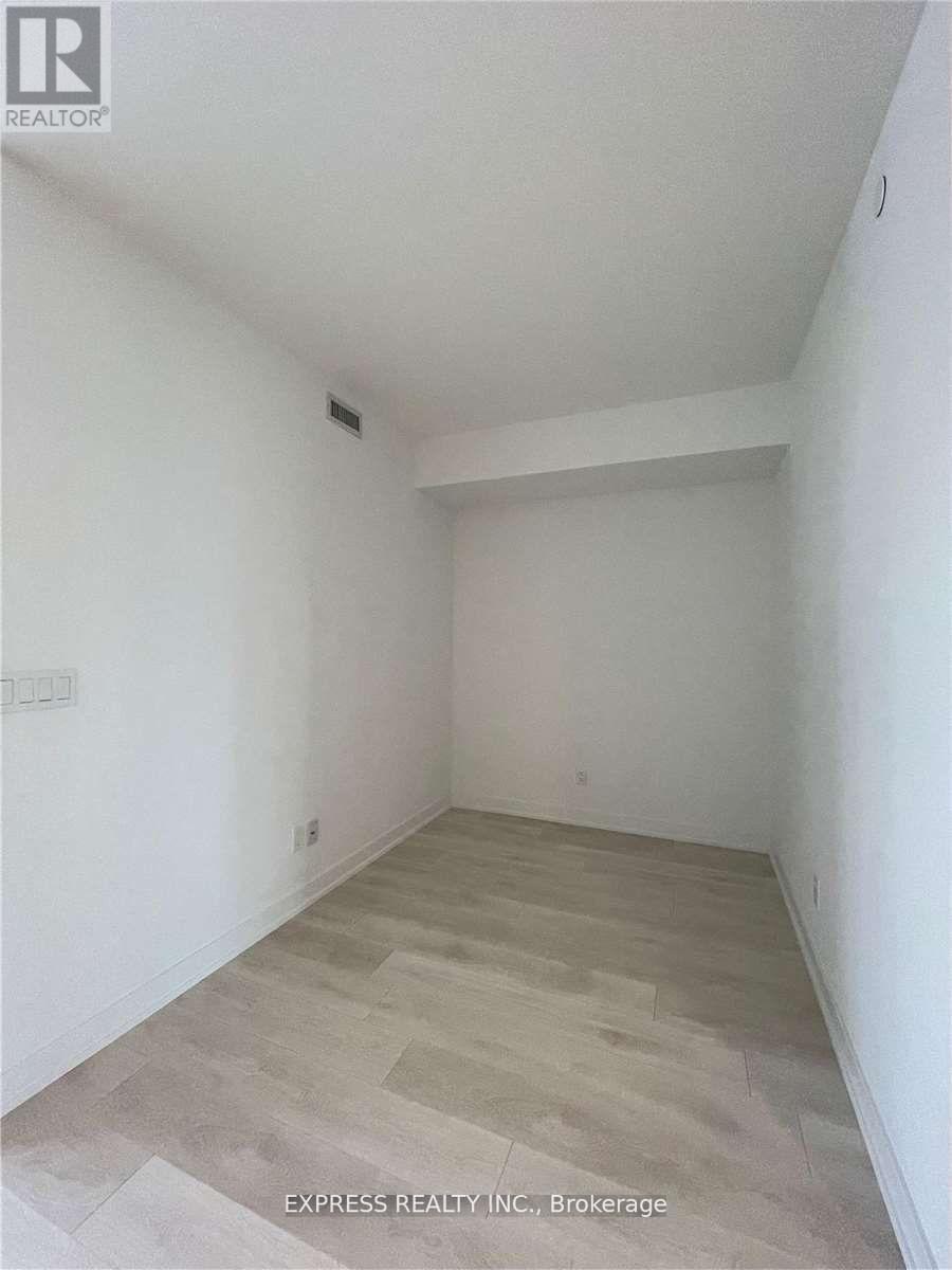 2007 - 501 Yonge Street, Toronto, ON - Indoor Photo Showing Other Room