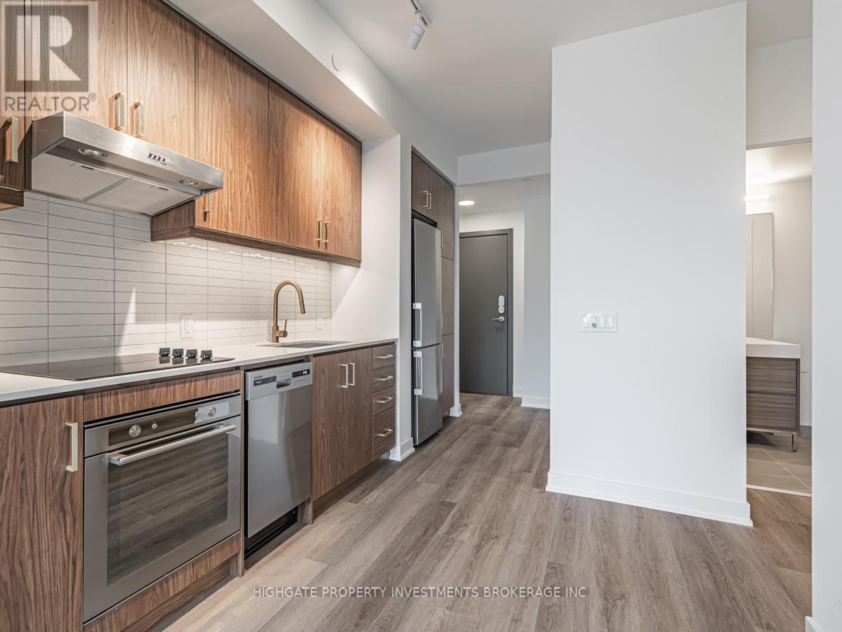 1406 - 9 Tecumseth Street, Toronto, ON - Indoor Photo Showing Kitchen