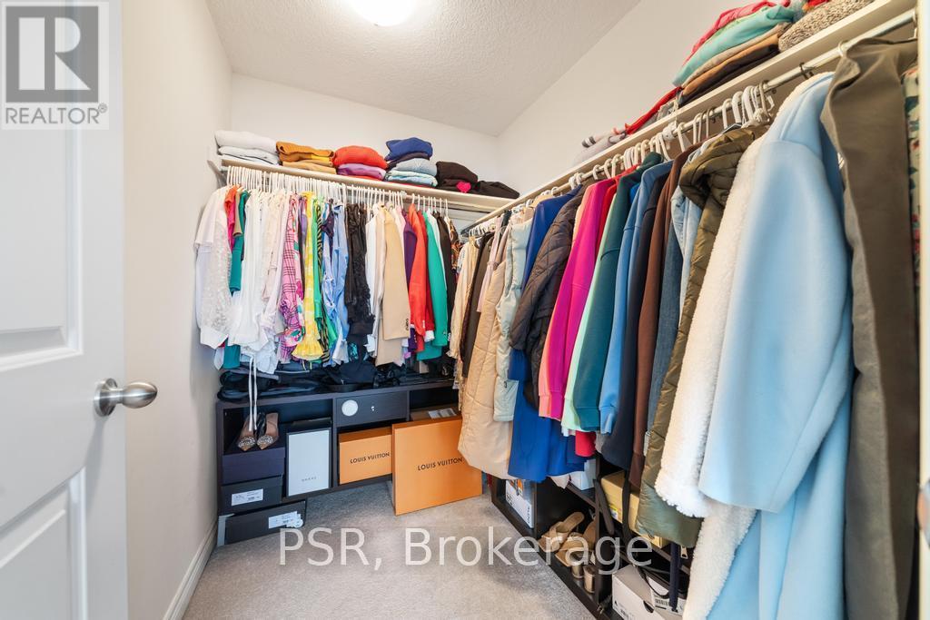 514 Old Mud Street, Hamilton, ON - Indoor With Storage
