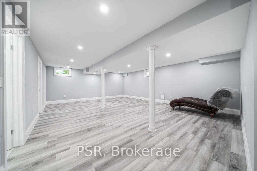 514 Old Mud Street, Hamilton, ON - Indoor