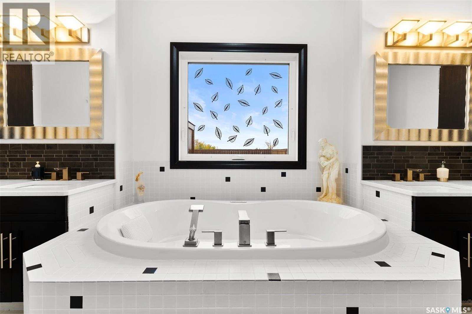 Hanson Acreage, Stoughton, SK - Indoor Photo Showing Bathroom