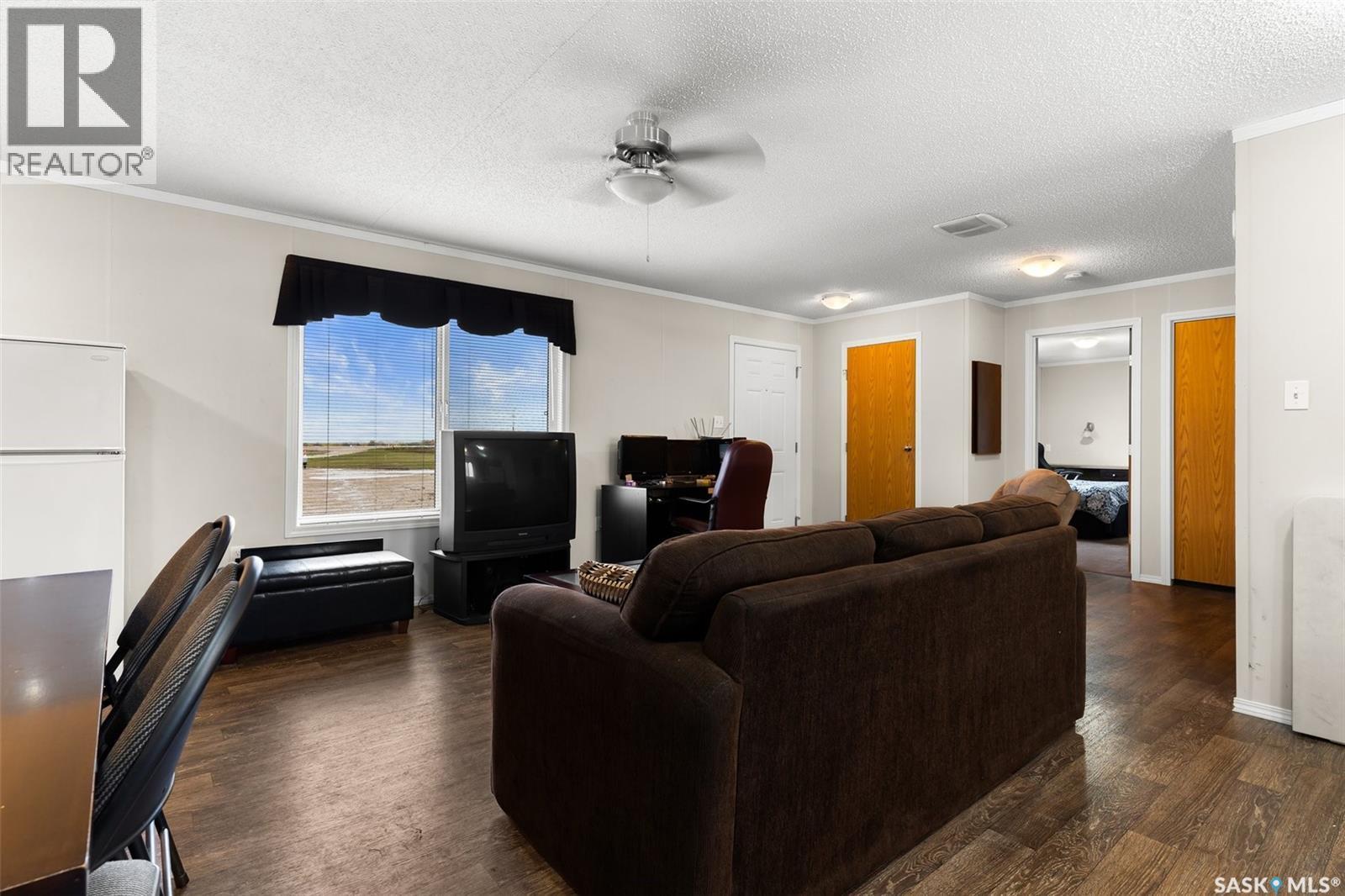 Hanson Acreage, Stoughton, SK - Indoor Photo Showing Living Room