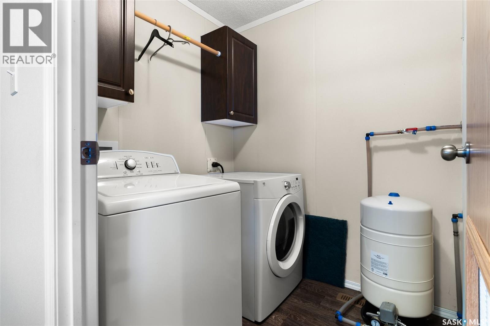 Hanson Acreage, Stoughton, SK - Indoor Photo Showing Laundry Room
