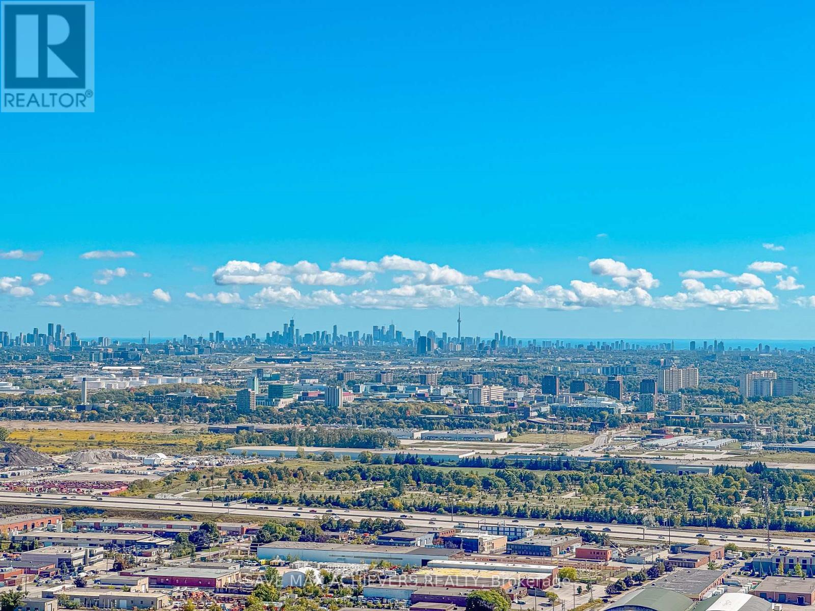 5201 - 7890 Jane Street, Vaughan, ON - Outdoor With View