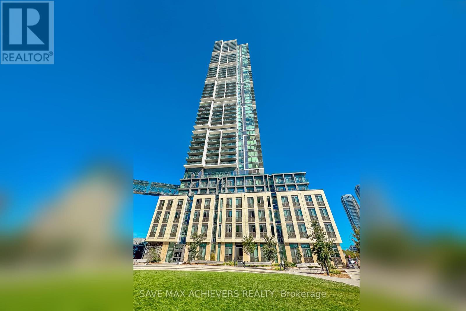 5201 - 7890 Jane Street, Vaughan, ON -