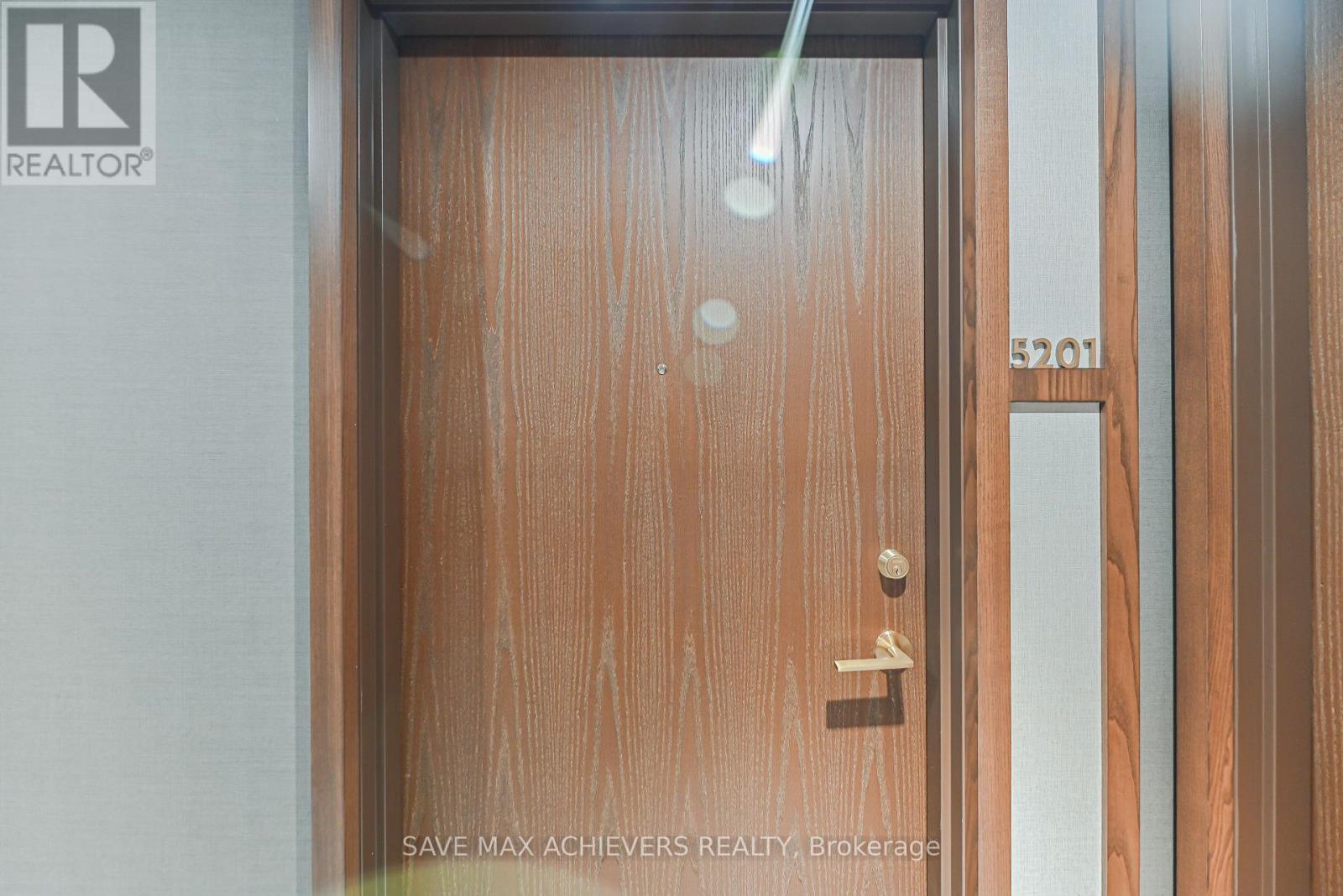 5201 - 7890 Jane Street, Vaughan, ON - Indoor