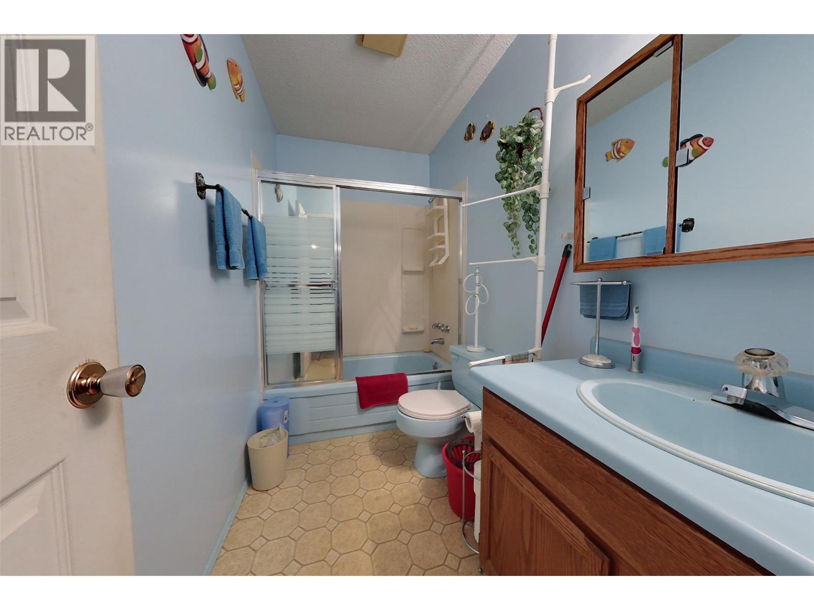 189 310Th Avenue, Marysville, BC - Indoor Photo Showing Bathroom