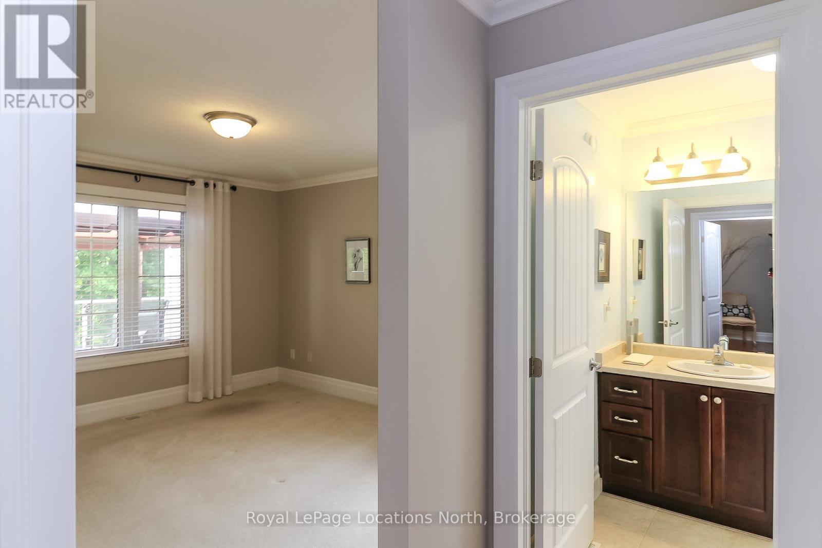 67 Greenway Drive, Wasaga Beach, ON - Indoor Photo Showing Other Room