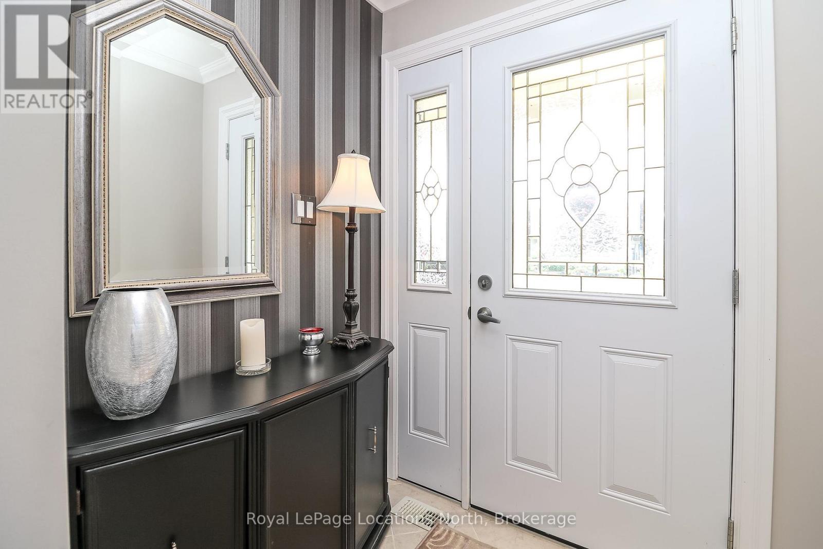 67 Greenway Drive, Wasaga Beach, ON - Indoor Photo Showing Other Room