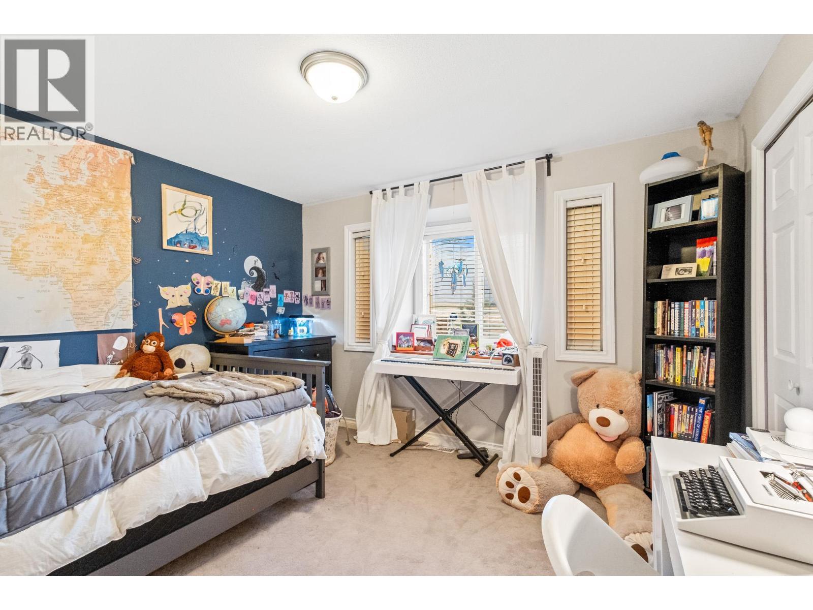 2300 Upper Bench Road, Cawston, BC - Indoor Photo Showing Bedroom