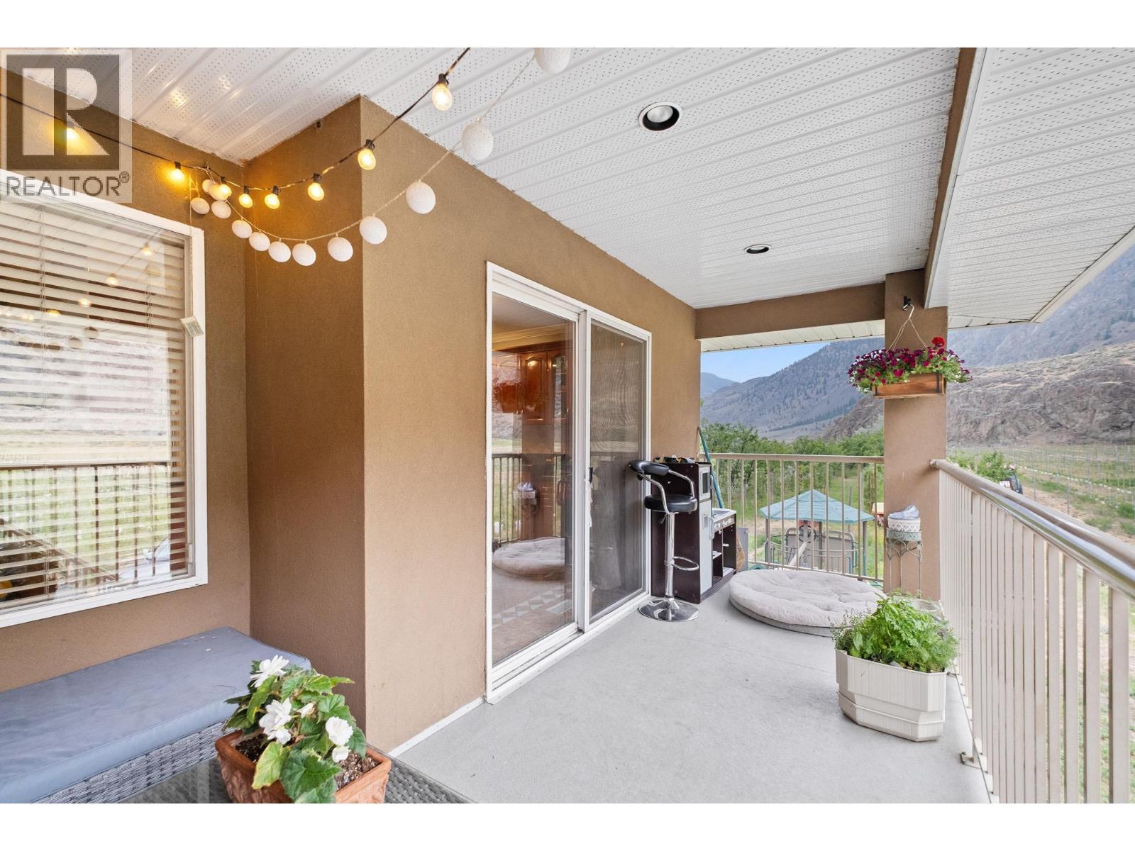 2300 Upper Bench Road, Cawston, BC - Outdoor With Exterior