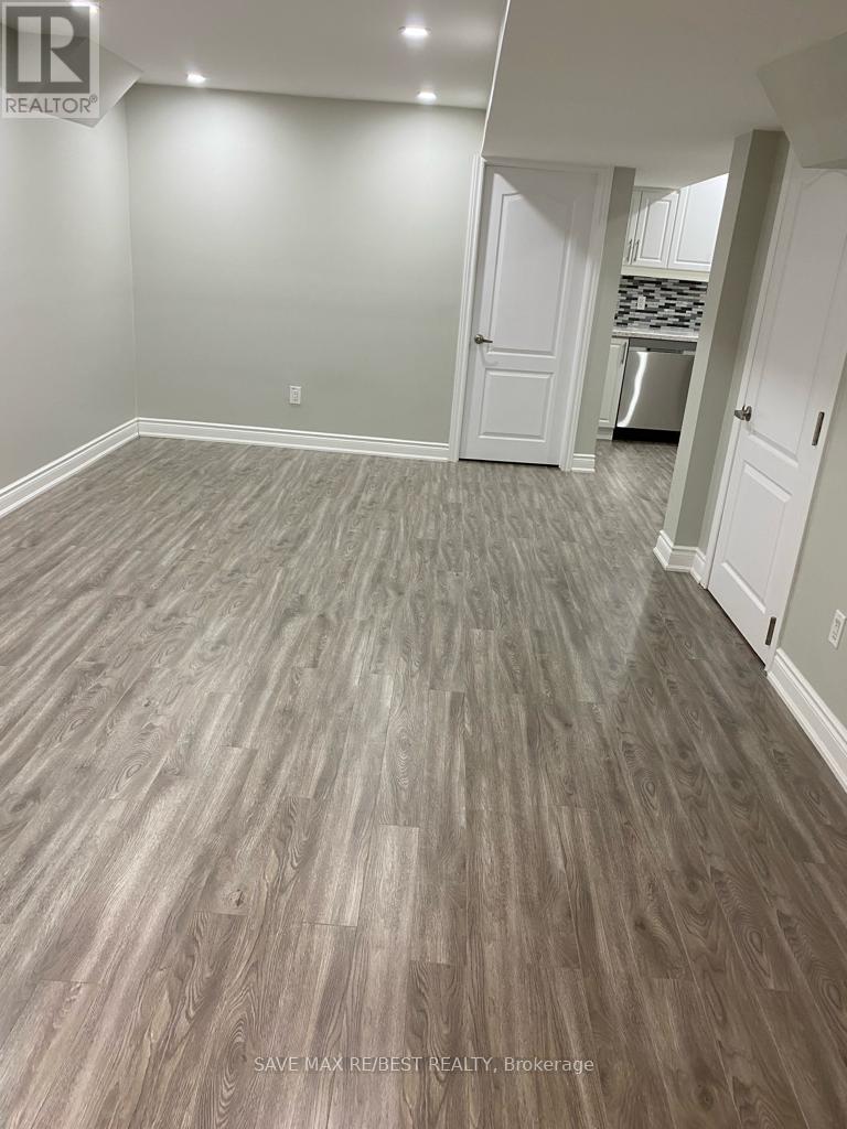 Bsmt - 20 Isle Royal Terrace, Brampton, ON - Indoor Photo Showing Other Room