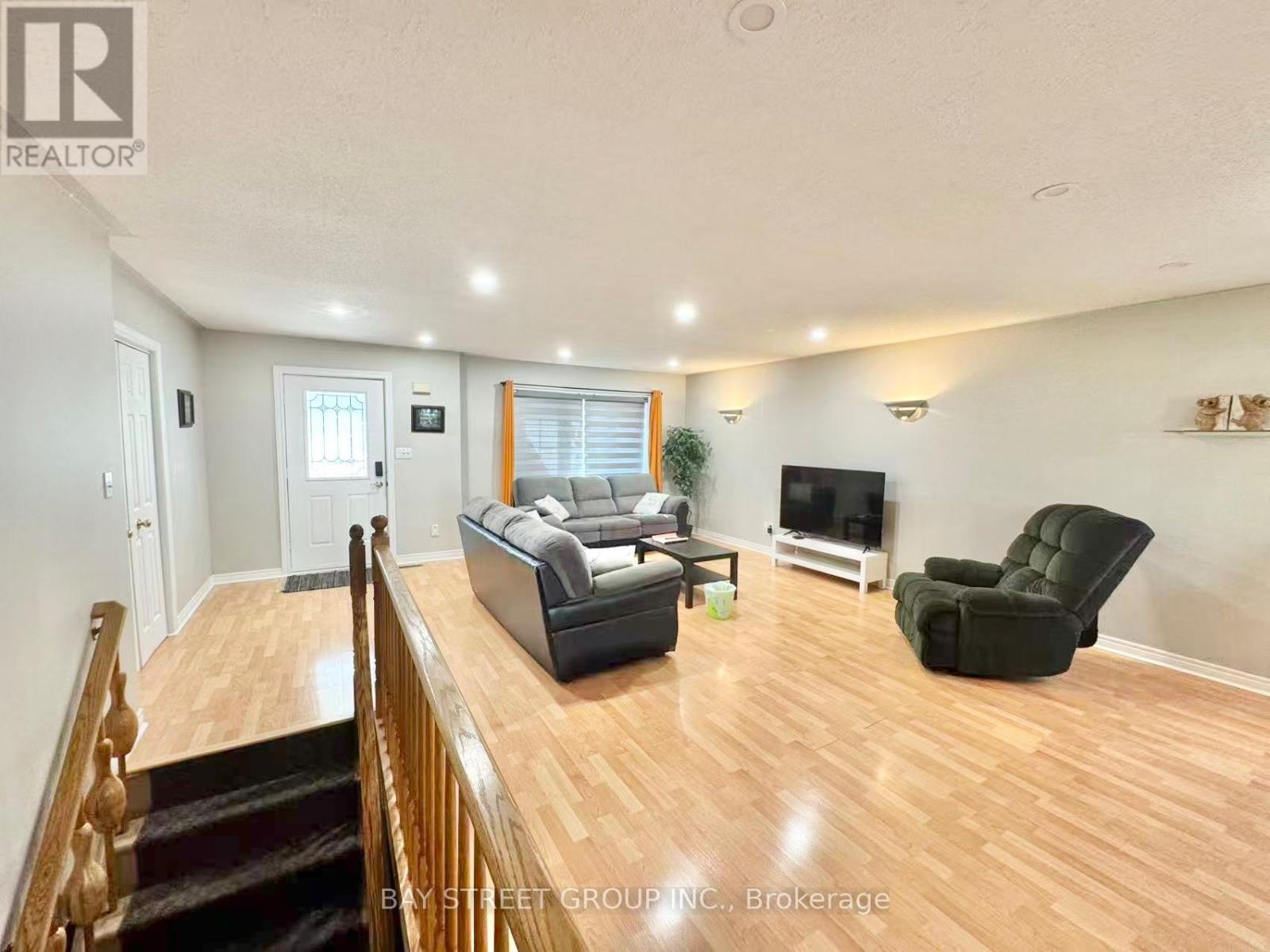 8189 Harvest Crescent, Niagara Falls, ON - Indoor