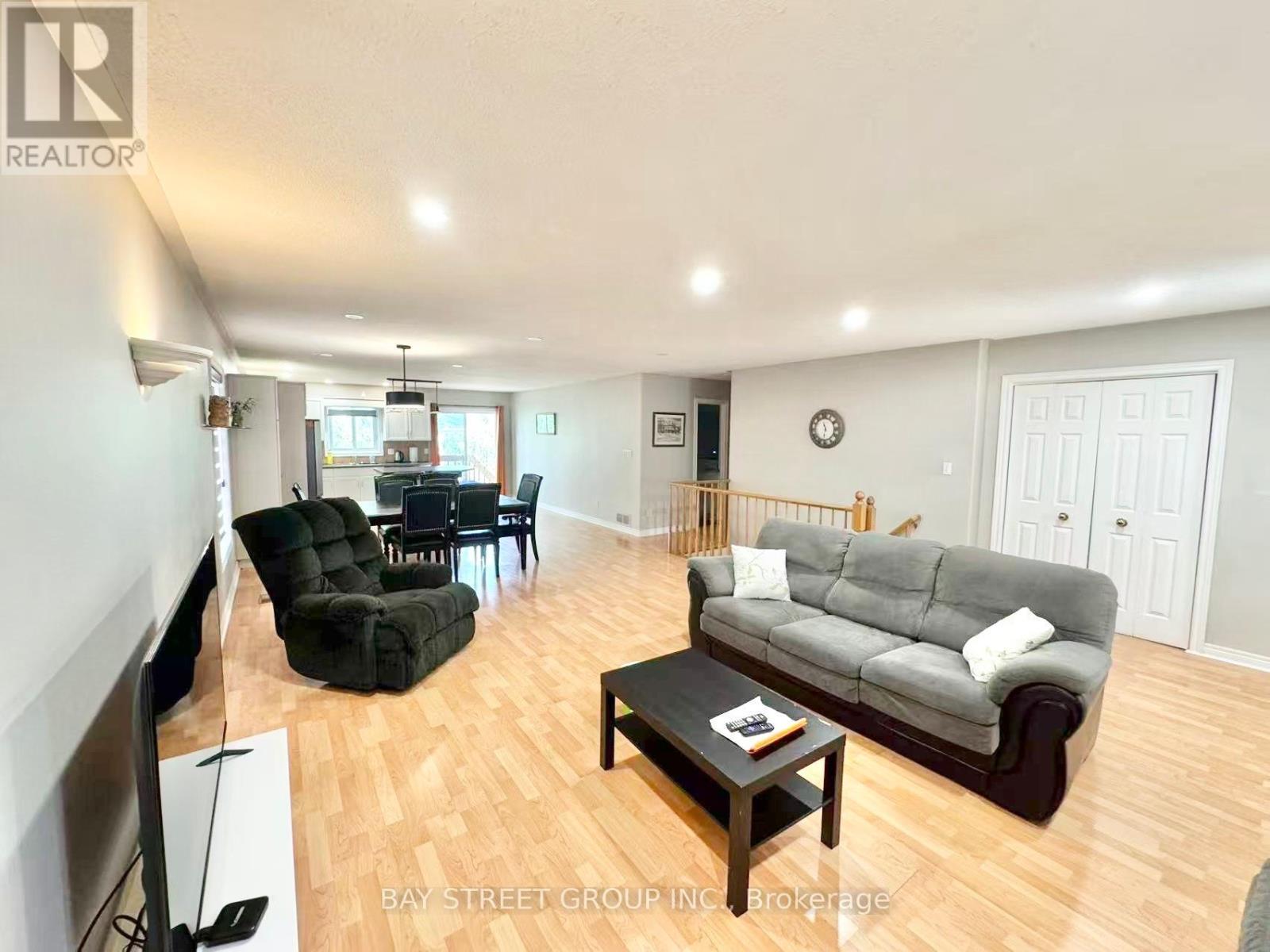 8189 Harvest Crescent, Niagara Falls, ON - Indoor