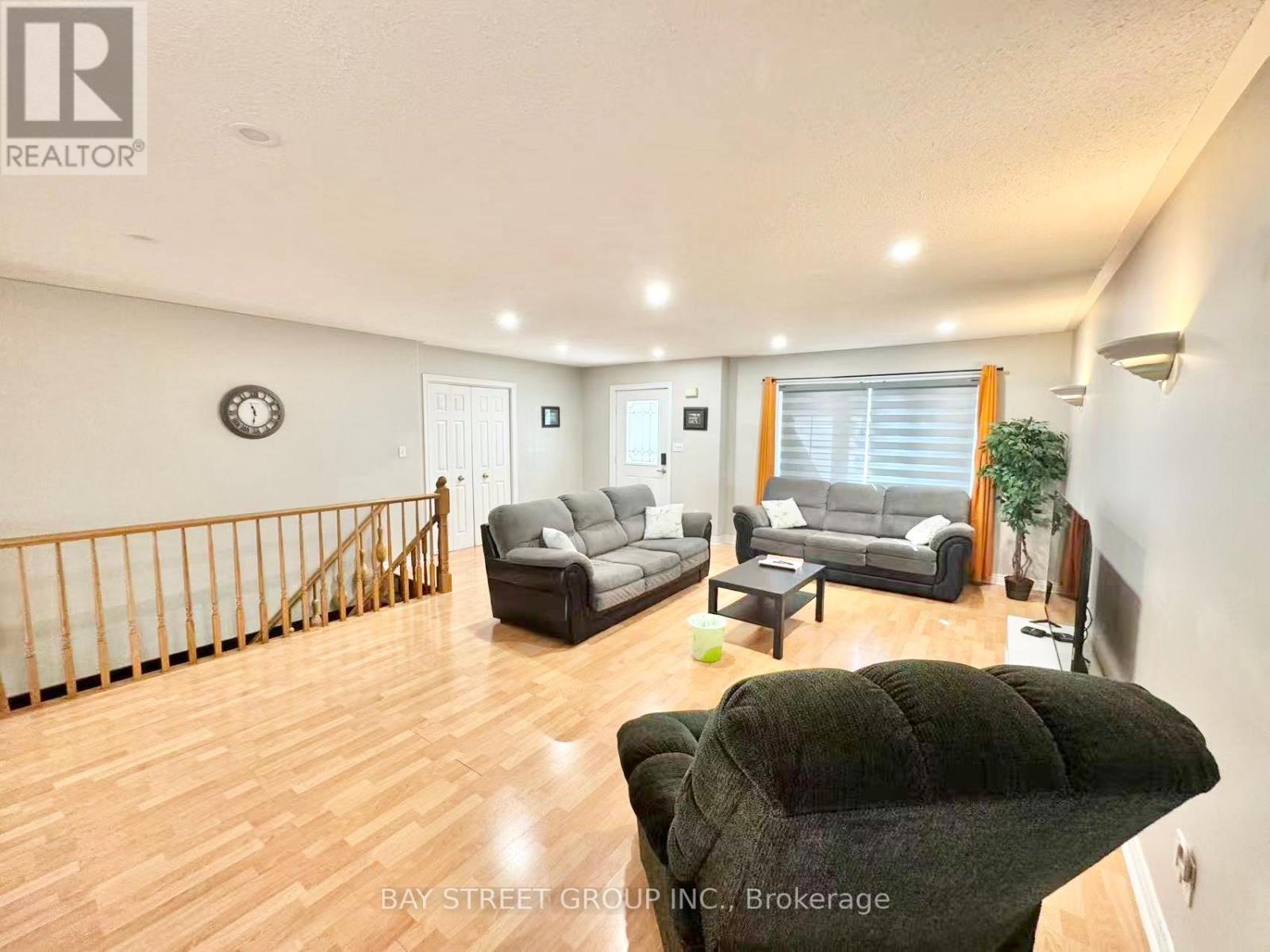 8189 Harvest Crescent, Niagara Falls, ON - Indoor