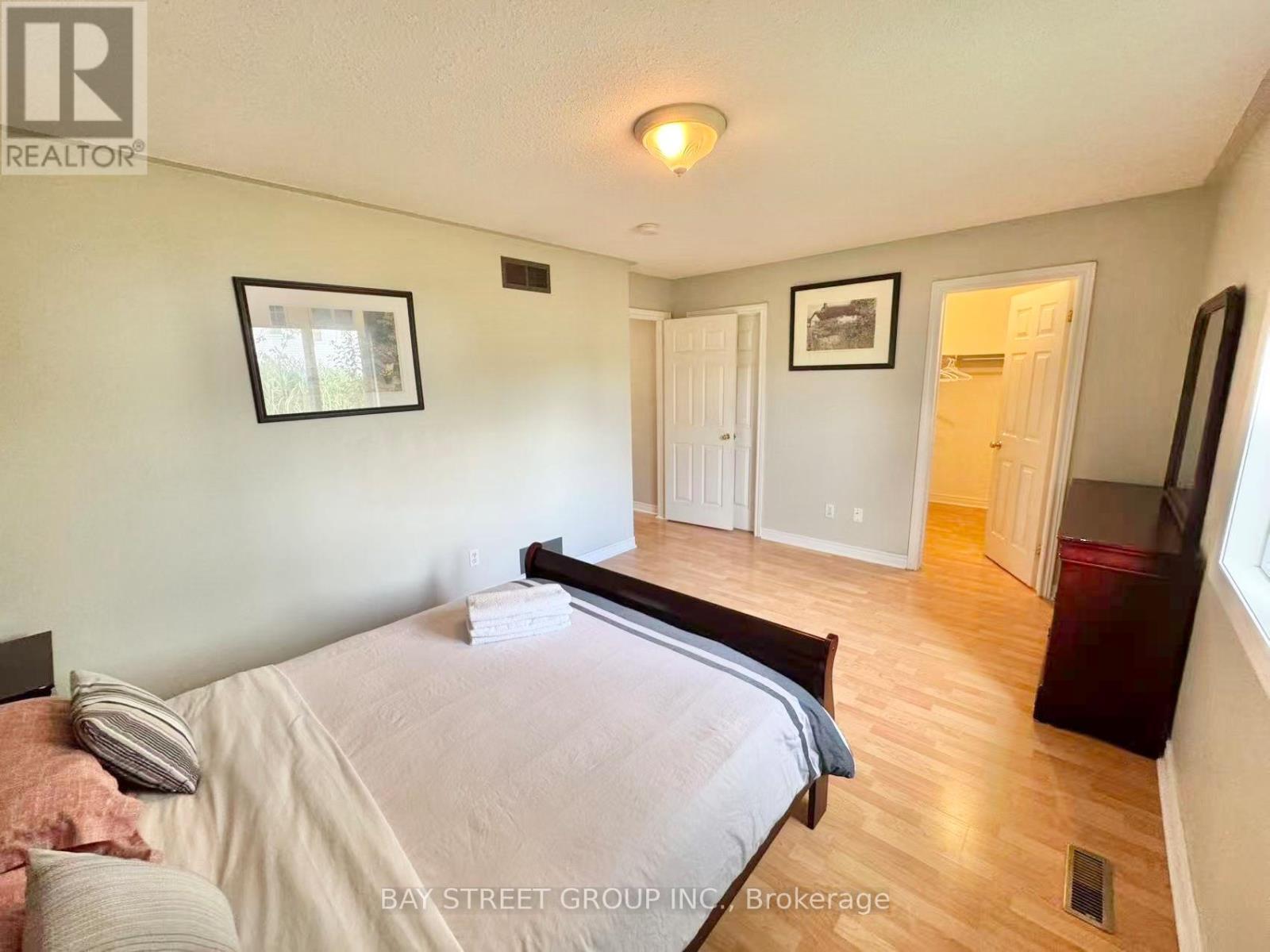 8189 Harvest Crescent, Niagara Falls, ON - Indoor Photo Showing Bedroom