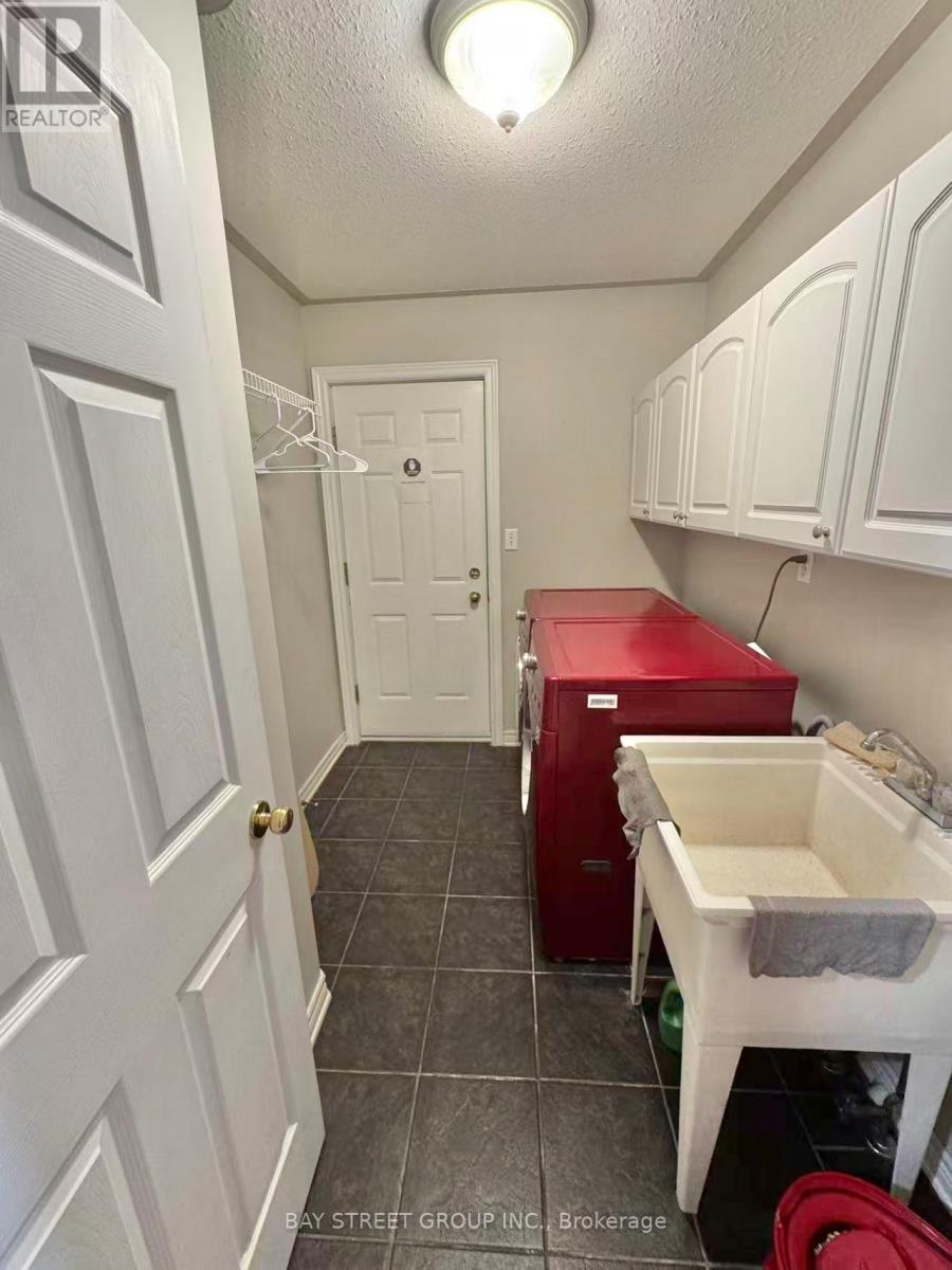 8189 Harvest Crescent, Niagara Falls, ON - Indoor