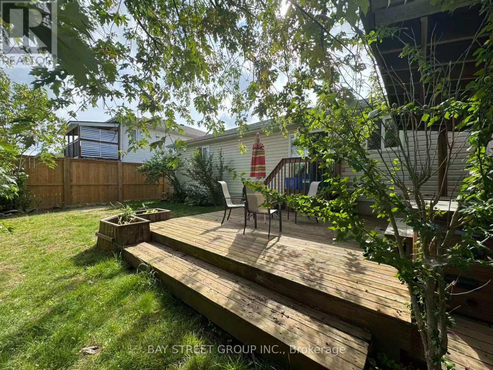 8189 Harvest Crescent, Niagara Falls, ON - Outdoor With Deck Patio Veranda