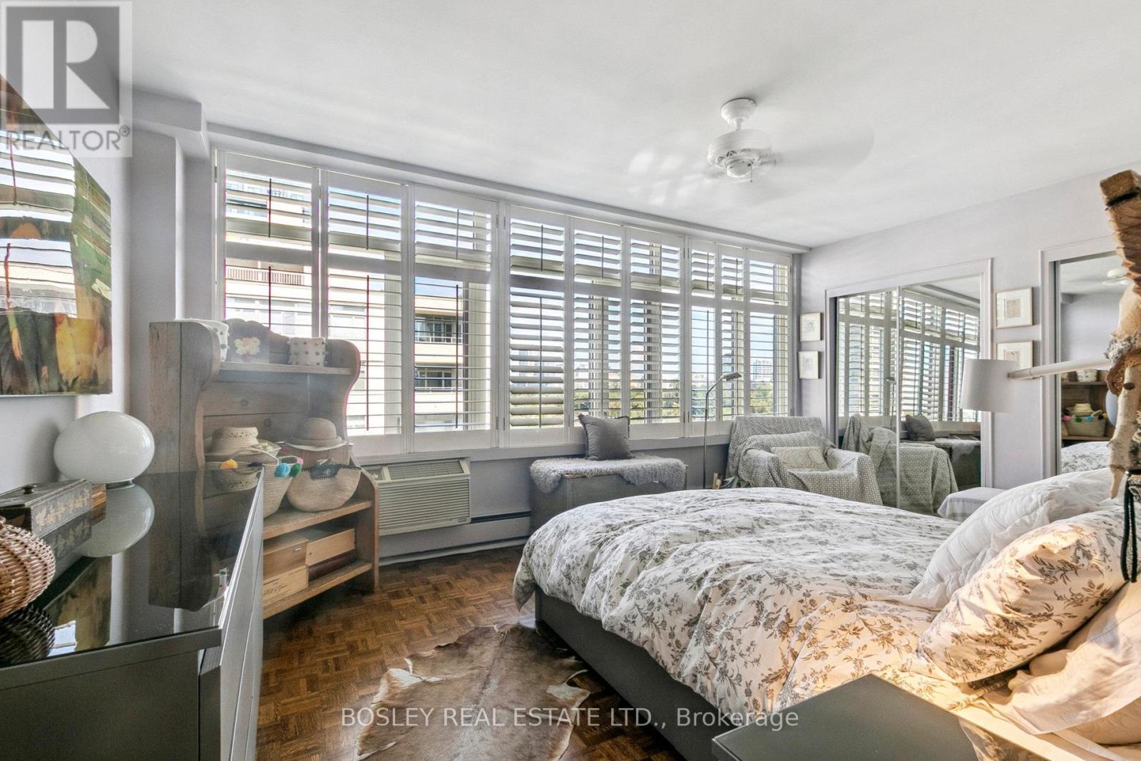 1001 - 575 Avenue Road Se, Toronto, ON - Indoor