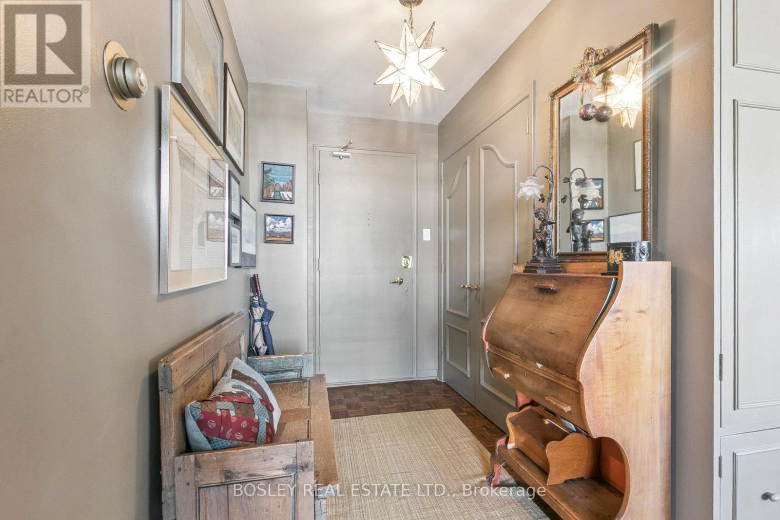 1001 - 575 Avenue Road Se, Toronto, ON - Indoor