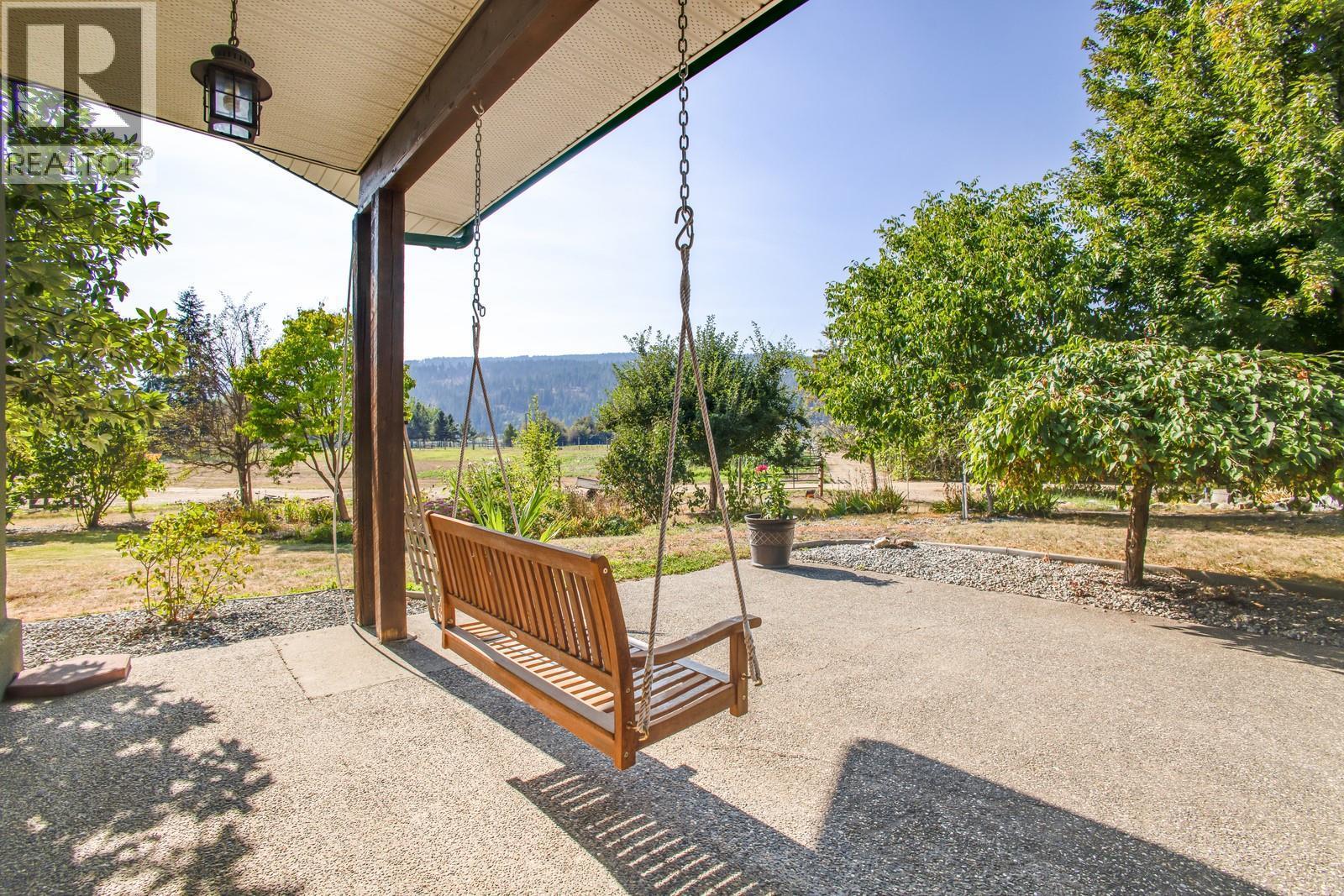 70 Waterside Road, Enderby, BC - Outdoor