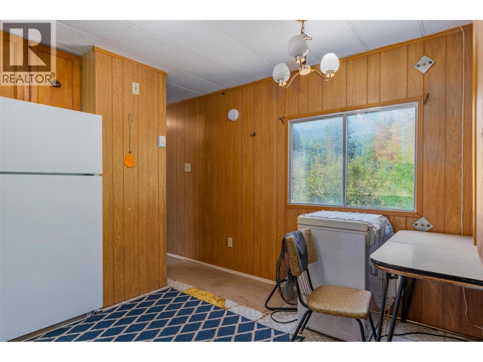 126 100Th Street, Castlegar, BC