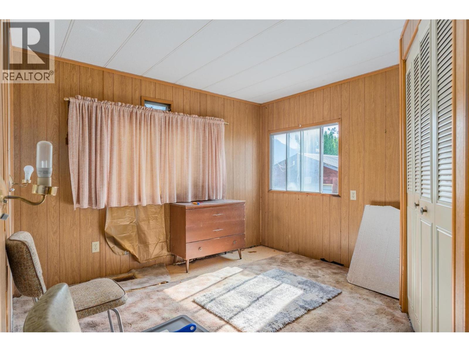 126 100Th Street, Castlegar, BC