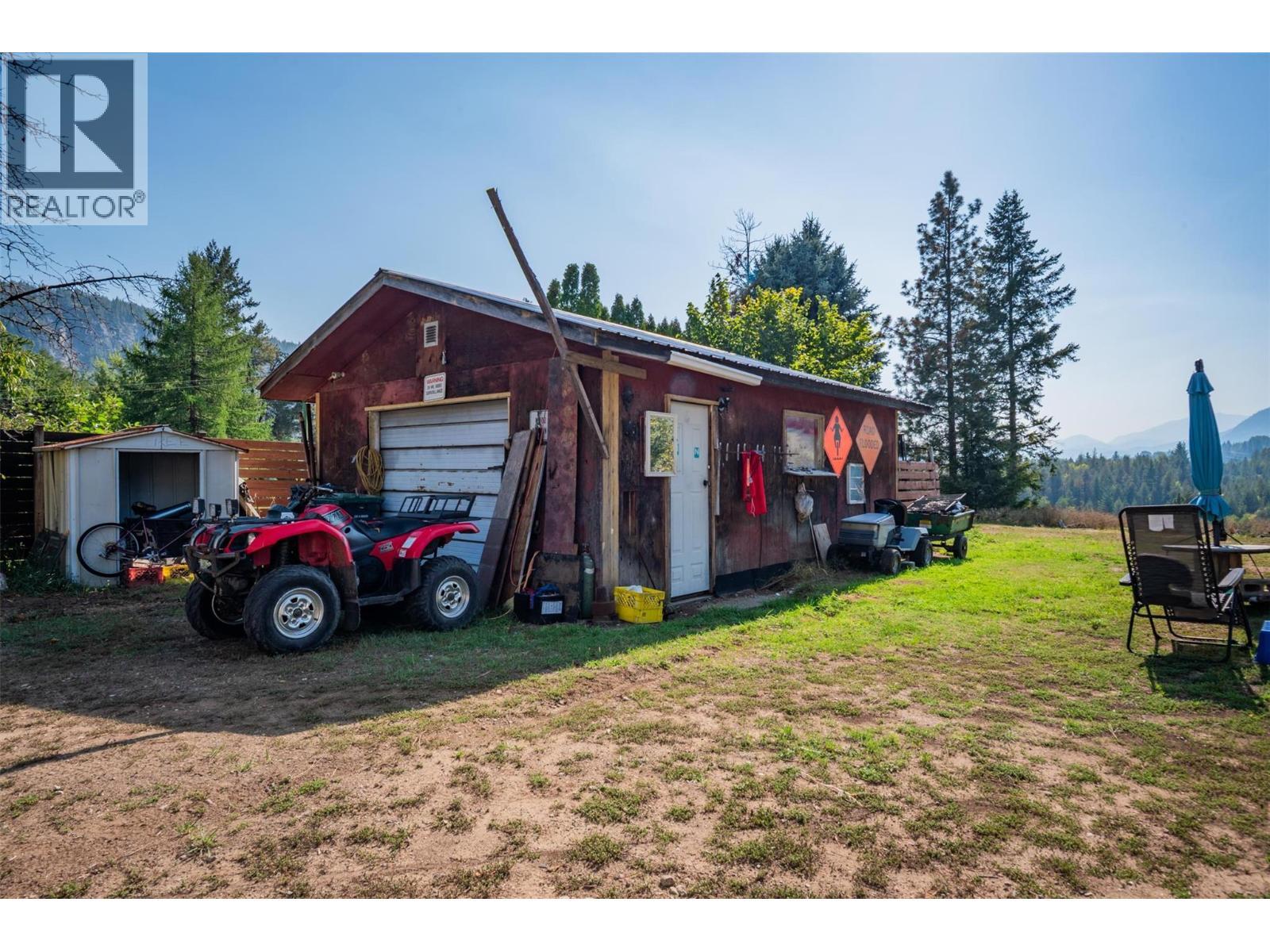 126 100Th Street, Castlegar, BC