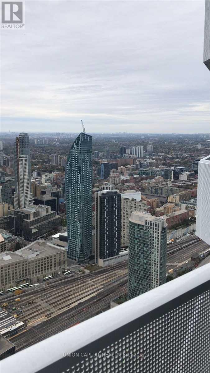 7002 - 88 Harbour Street, Toronto, ON - Outdoor With View